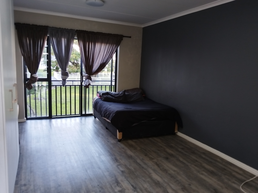 1 Bedroom Property for Sale in Haasendal Western Cape